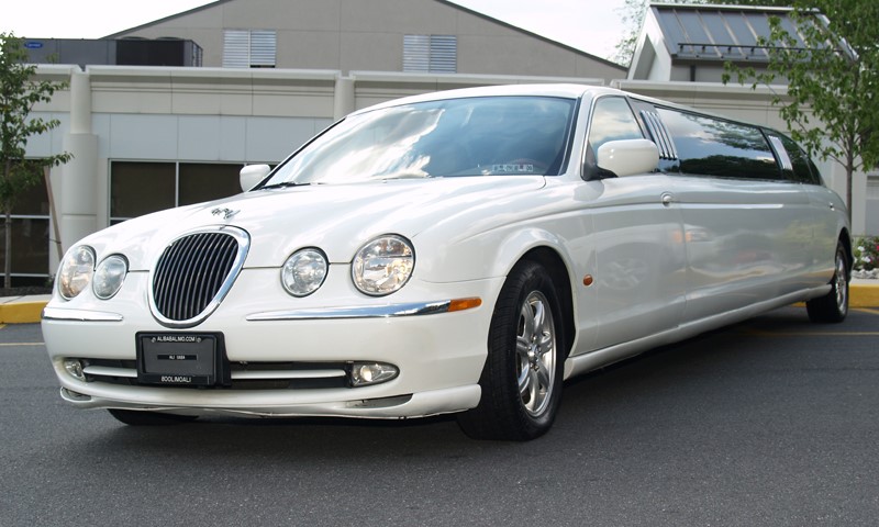 jaguar limousine